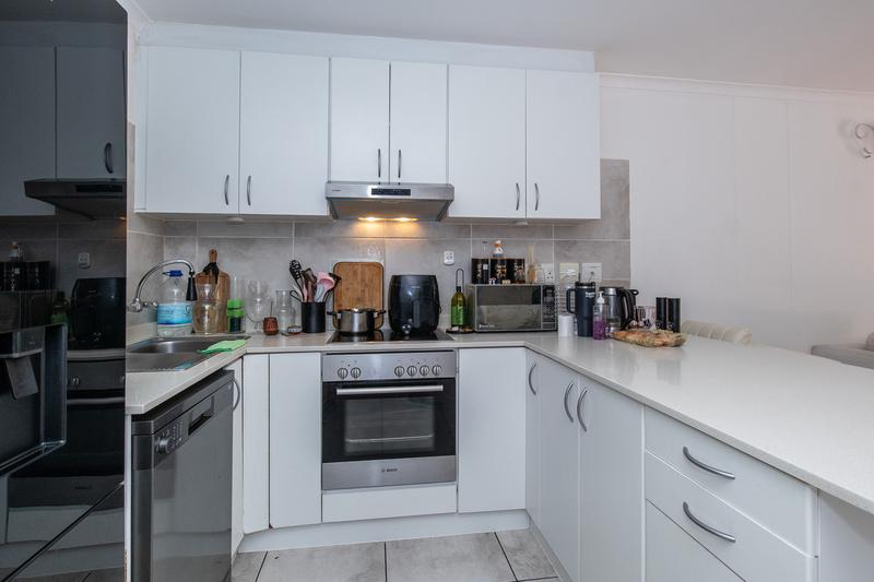 2 Bedroom Property for Sale in Plumstead Western Cape